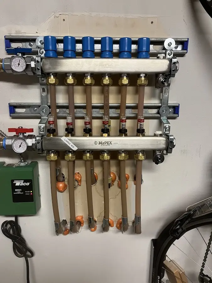 Plumber performing Gas Leak Detection at a residential property in East Whittier